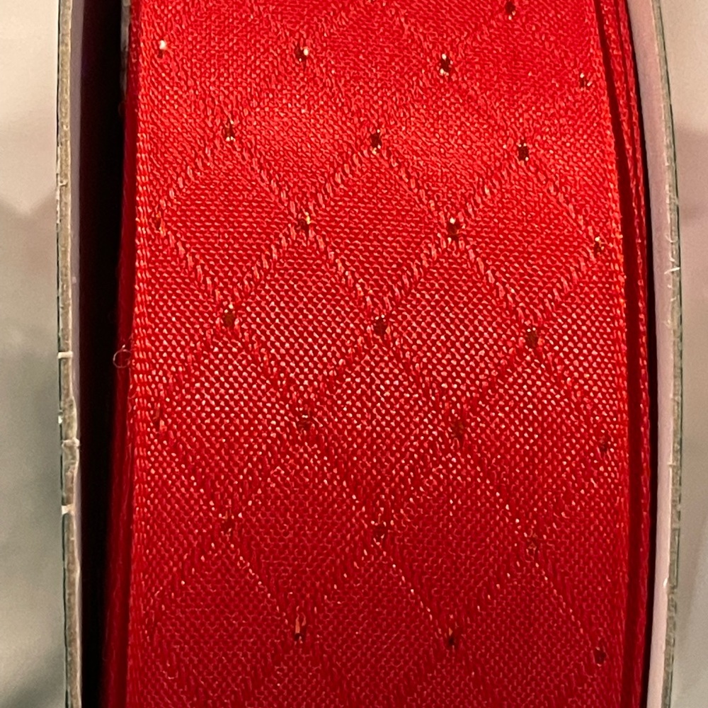 1.5” Wired RED Christmas Ribbon, QUILTED LOOK Red Wired Edge Satin Wreath Bows